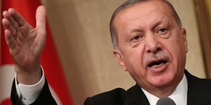 Chute de la livre: un complot contre la turquie selon erdogan