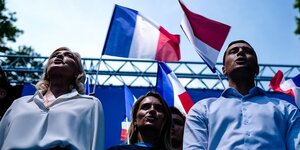 Comment Marine Le Pen a impos sa prsence  la marche