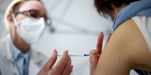 Coronavirus: pres de 3,51 millions de vaccinations realisees en france