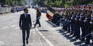 Emmanuel Macron, choix pour l& 39 armEe