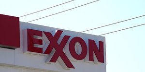 Exxon rate le consensus au 1er trimestre, le titre baisse