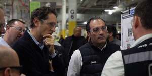 John Elkann, prEsident de Stellantis, et Antonio Filosa
