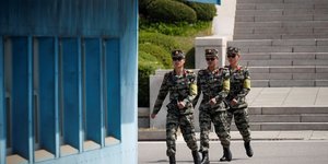 La coree du nord prete a envisager un sommet inter-coreen
