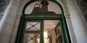 La qpc de jerome cahuzac transmise au conseil constitutionnel