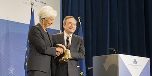 Lagarde Draghi cloche BCE