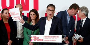 Olivier faure, premier secretaire du parti socialiste francais, lors d'une conference de presse de l'alliance des partis de gauche, baptisee "nouveau front populaire", a paris