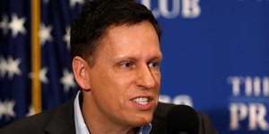 Thiel a revendu l'essentiel de ce qui lui reste dans facebook