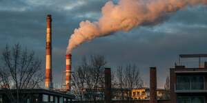 Usine qui fume
